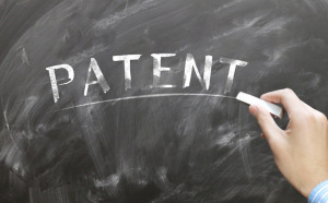 专利申请权、专利申请案中？的权利、专利权三者的区别