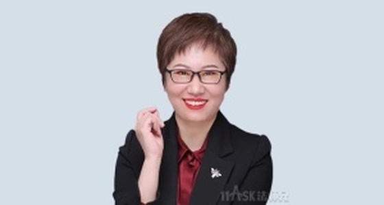 张丽珍律师形象照